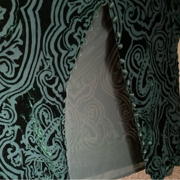 VINTAGE Dark green velvet maxi dress with scoop neck back size 6 - Picture 2 of 7